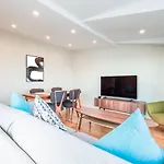 Homie - Newly Built Seaside On Bakirkoey Shore Apartment *
