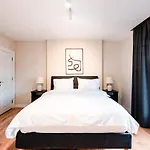 Homie - Newly Built Seaside On Bakirkoey Shore Apartment Istanbul