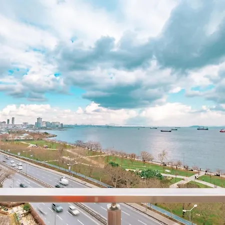 Homie - Newly Built Seaside On Bakirkoey Shore Apartment *