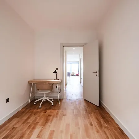 Homie - Newly Built Seaside On Bakirkoey Shore Istanbul