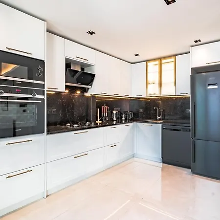 Homie - Newly Built Seaside On Bakirkoey Shore Appartamento Provincia di Istanbul